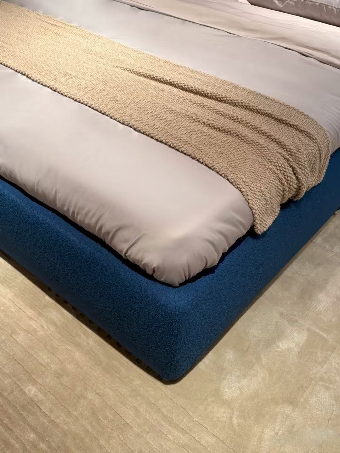 Elephant Ear Bed - Image 3