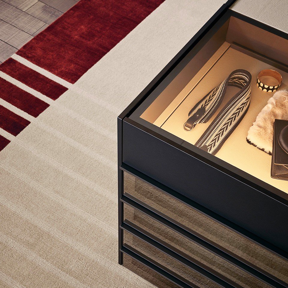 Italian Luxury Walk-In Closet For men and women - Image 3