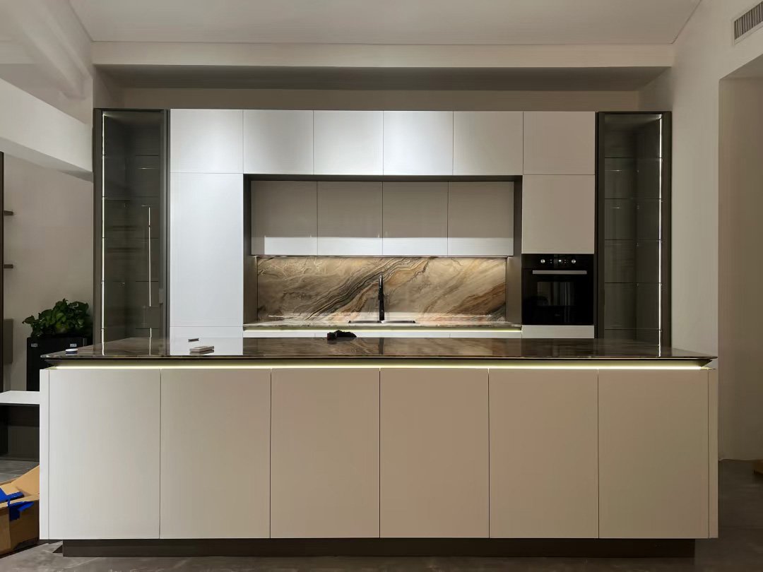 Luxury Custom Kitchen - Image 3