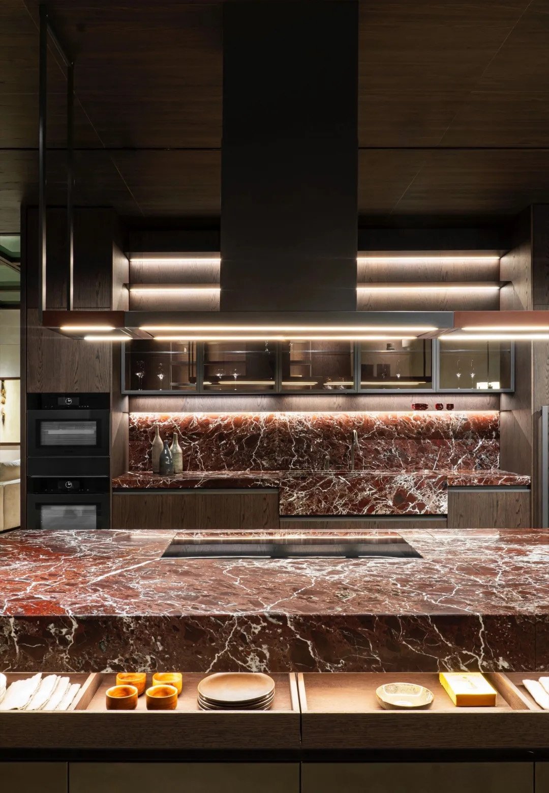 VVD Old Money Style Bespoke Kitchen - Image 3