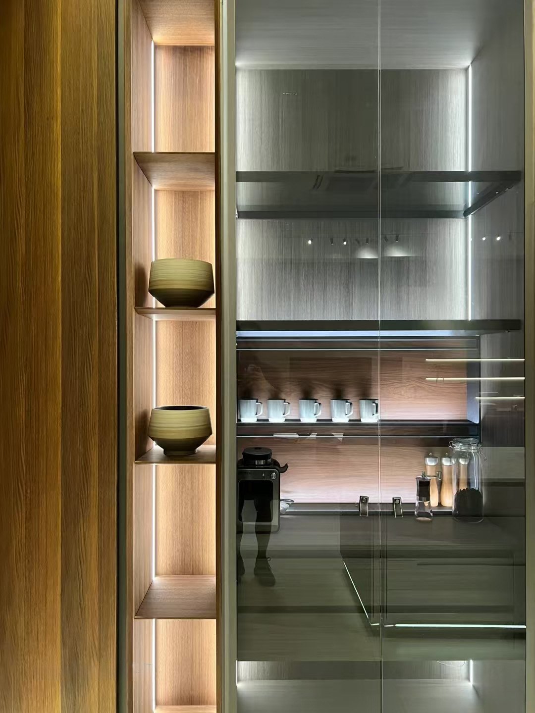 Dark wood custom kitchen Timeless Elegance - Image 4