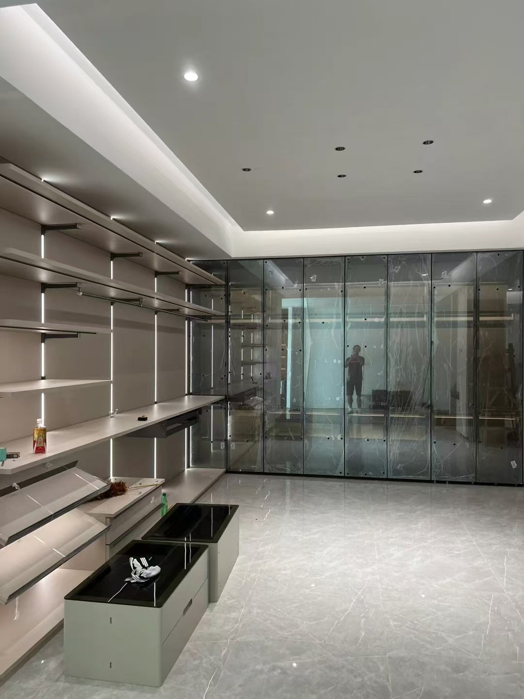 Luxury Glass & Metal Wardrobe System - Image 3