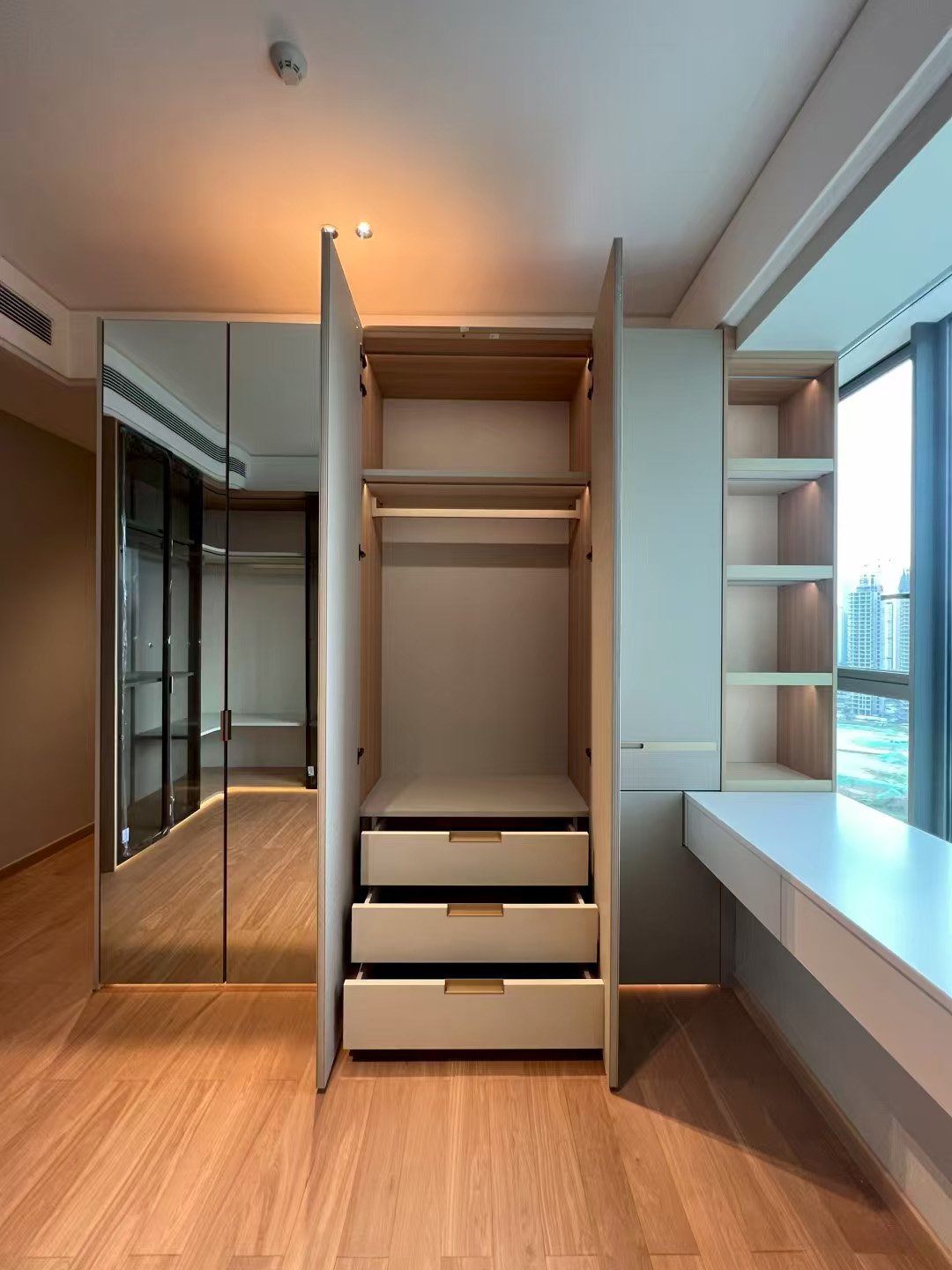 Minimalist Luxury Walk-In Closet - Image 3