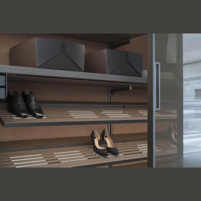 High-End Frame-Only Walk-In Closet - Image 7