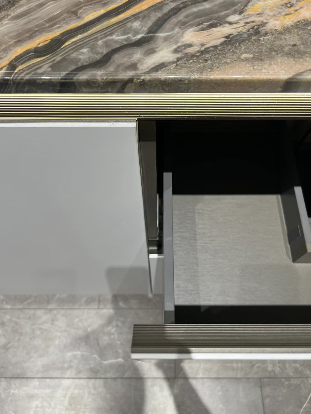 Luxury Custom Kitchen - Image 13