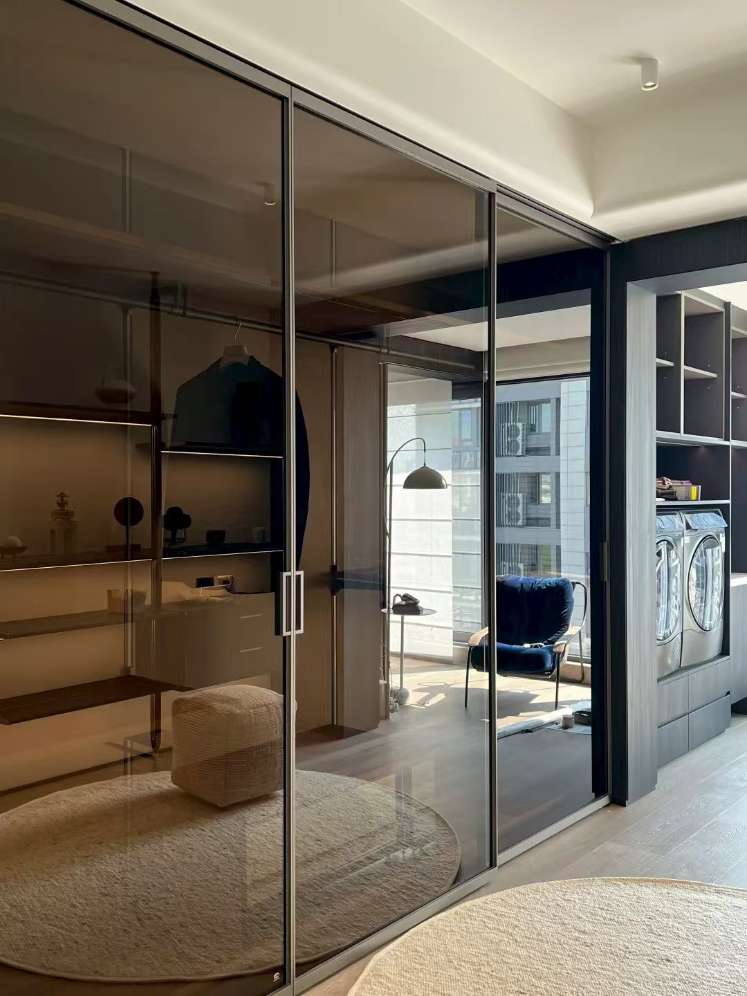 Modern Glass Sliding Door Walk-in Closet - Image 5