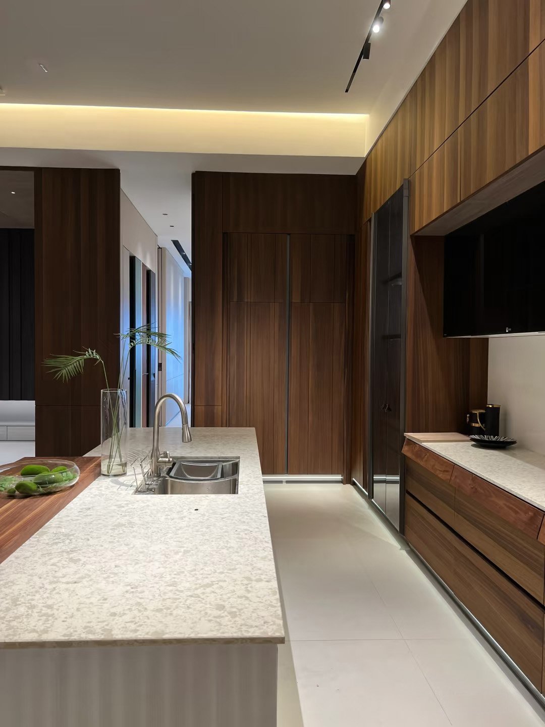 Dark wood custom kitchen Timeless Elegance - Image 15