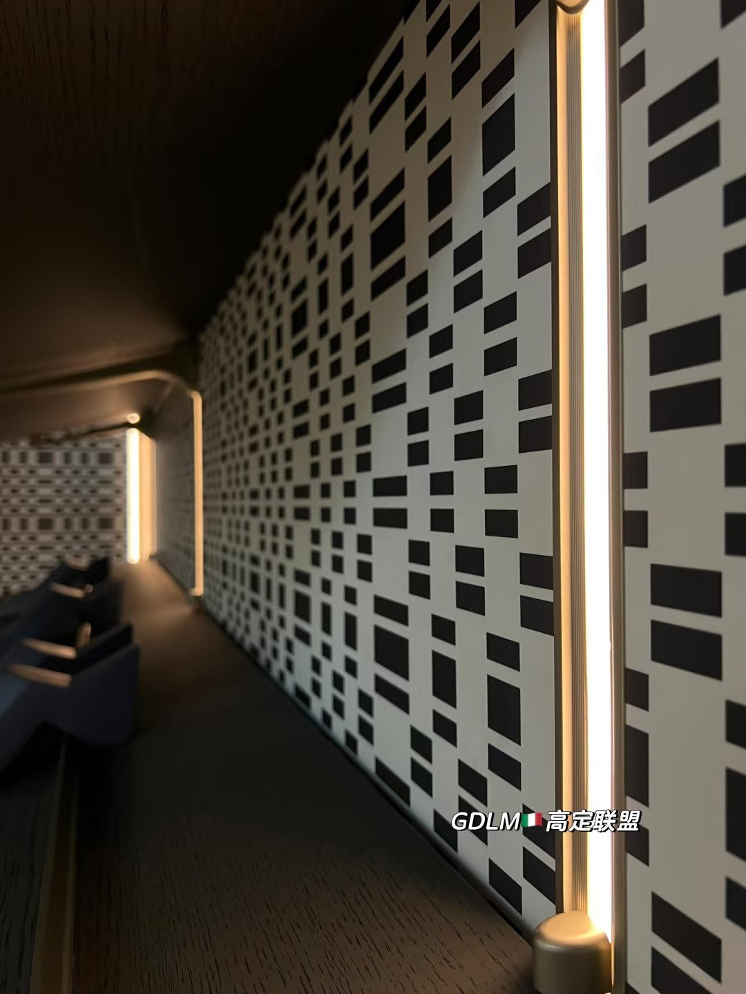 Upgraded Open Walk-In Closet - Image 14