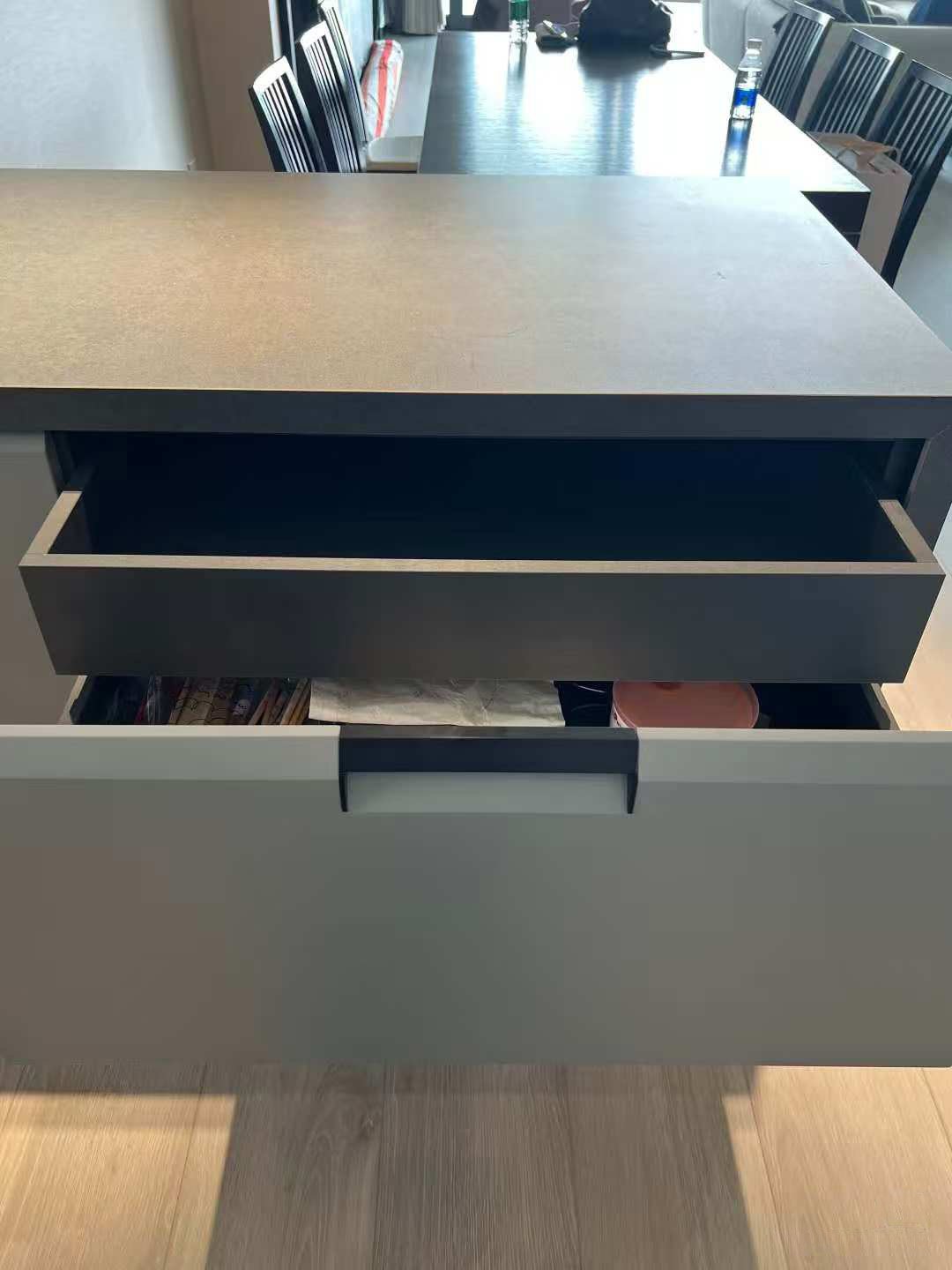 High-end gray minimalist small kitchen - Image 14