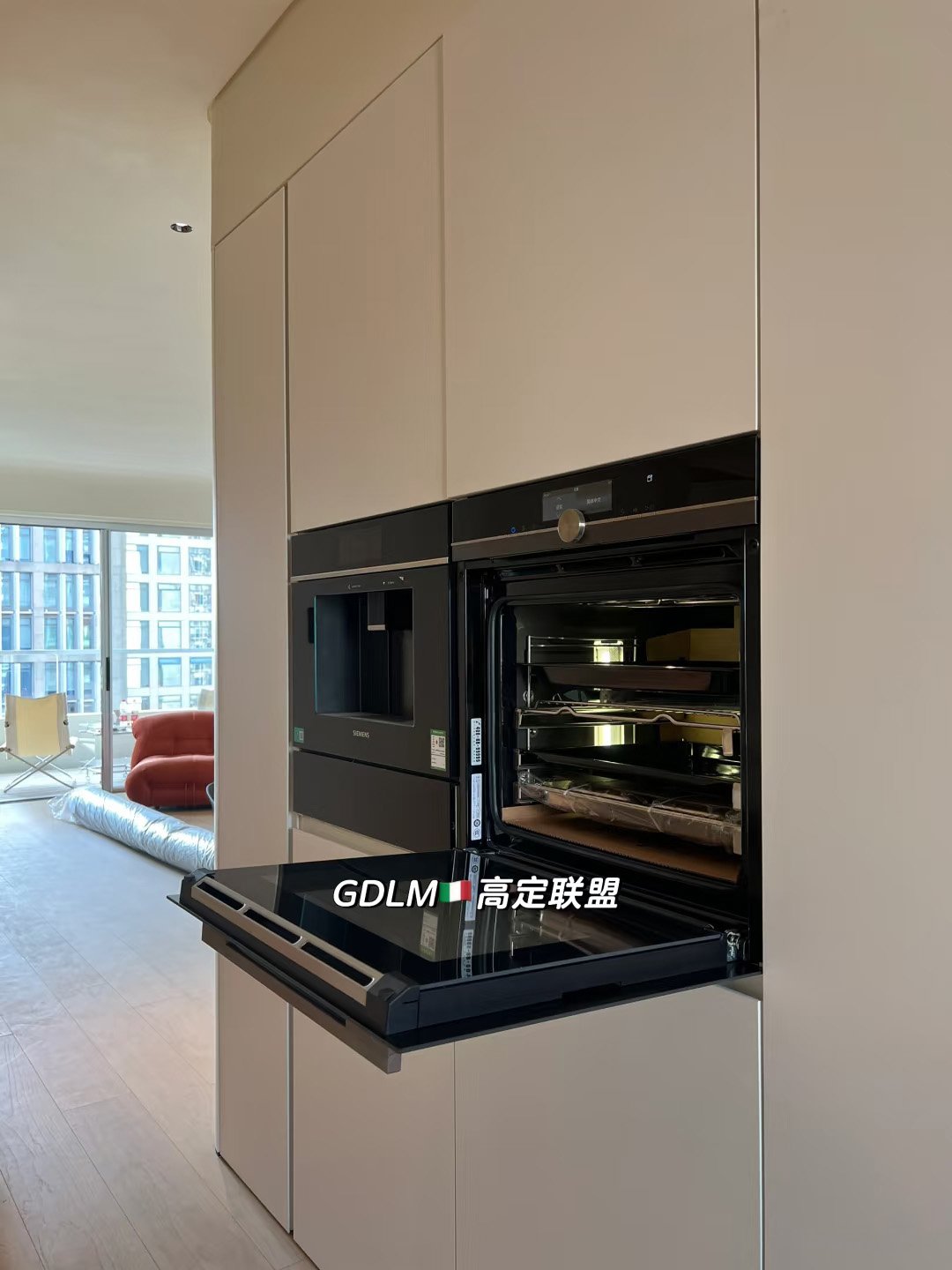 Cream white style kitchen system - Image 19