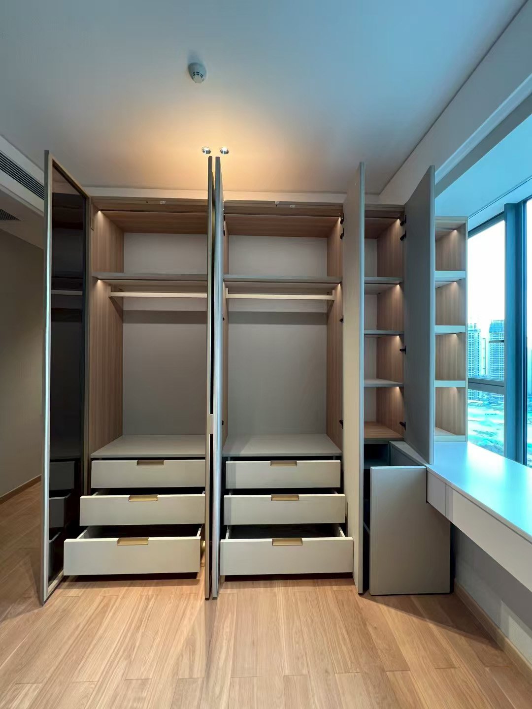 Minimalist Luxury Walk-In Closet - Image 4