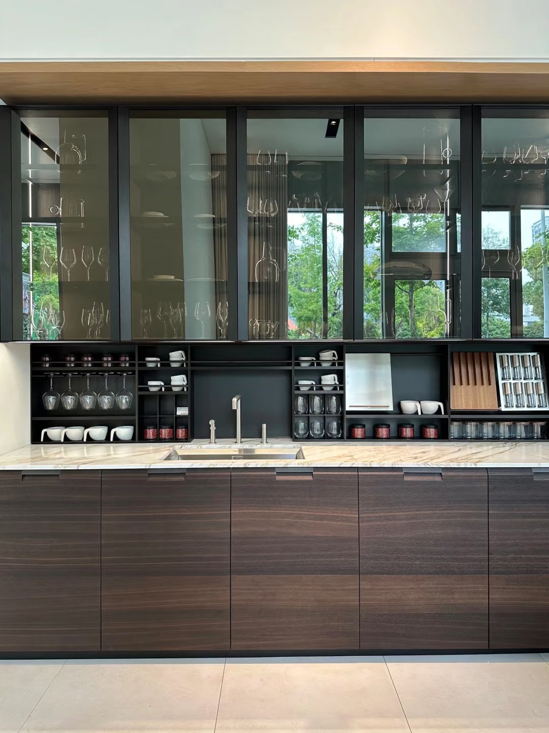 Luxury High-End Custom Kitchen easy clean - Image 6