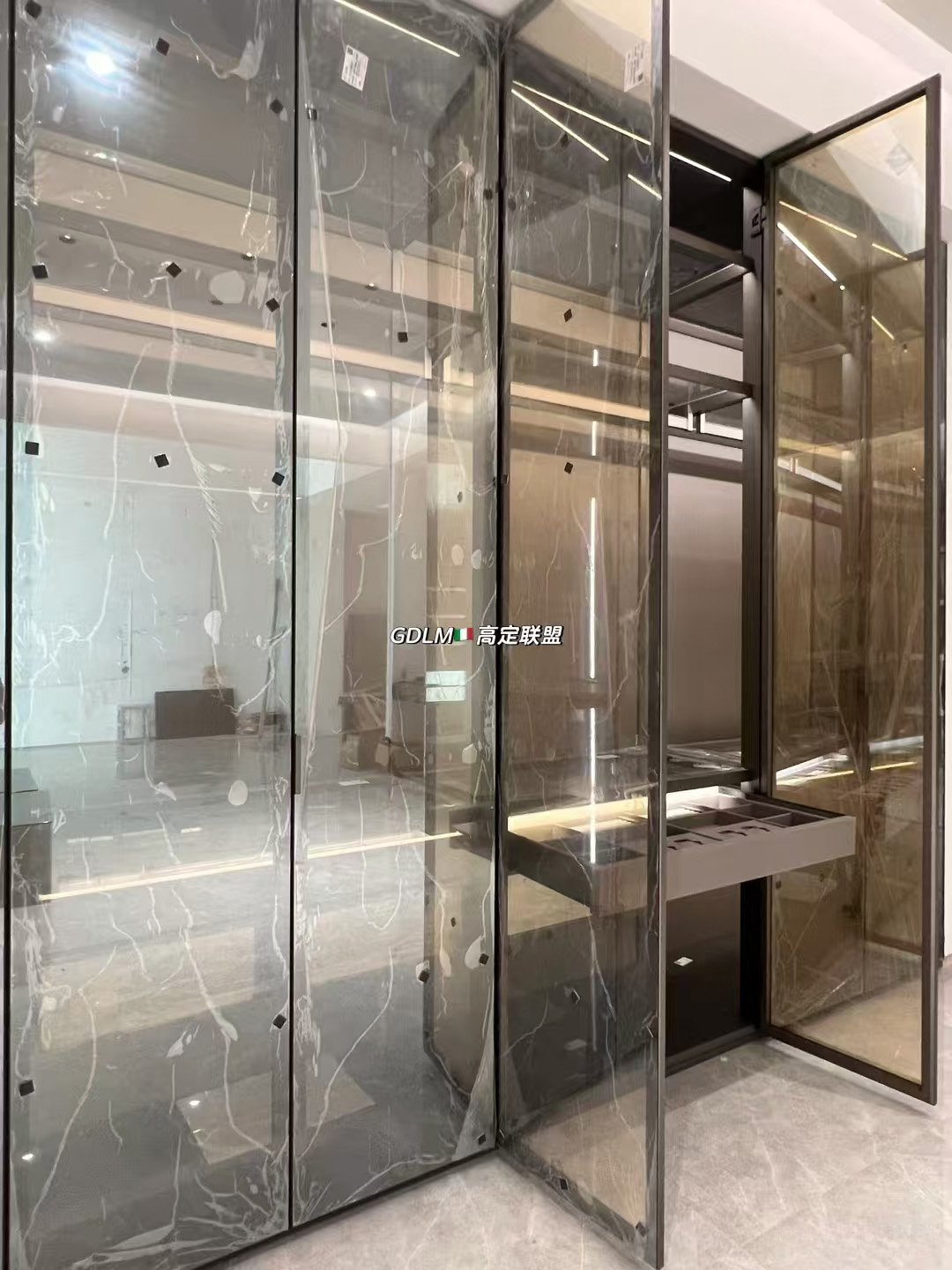 Luxury Glass & Metal Wardrobe System - Image 7