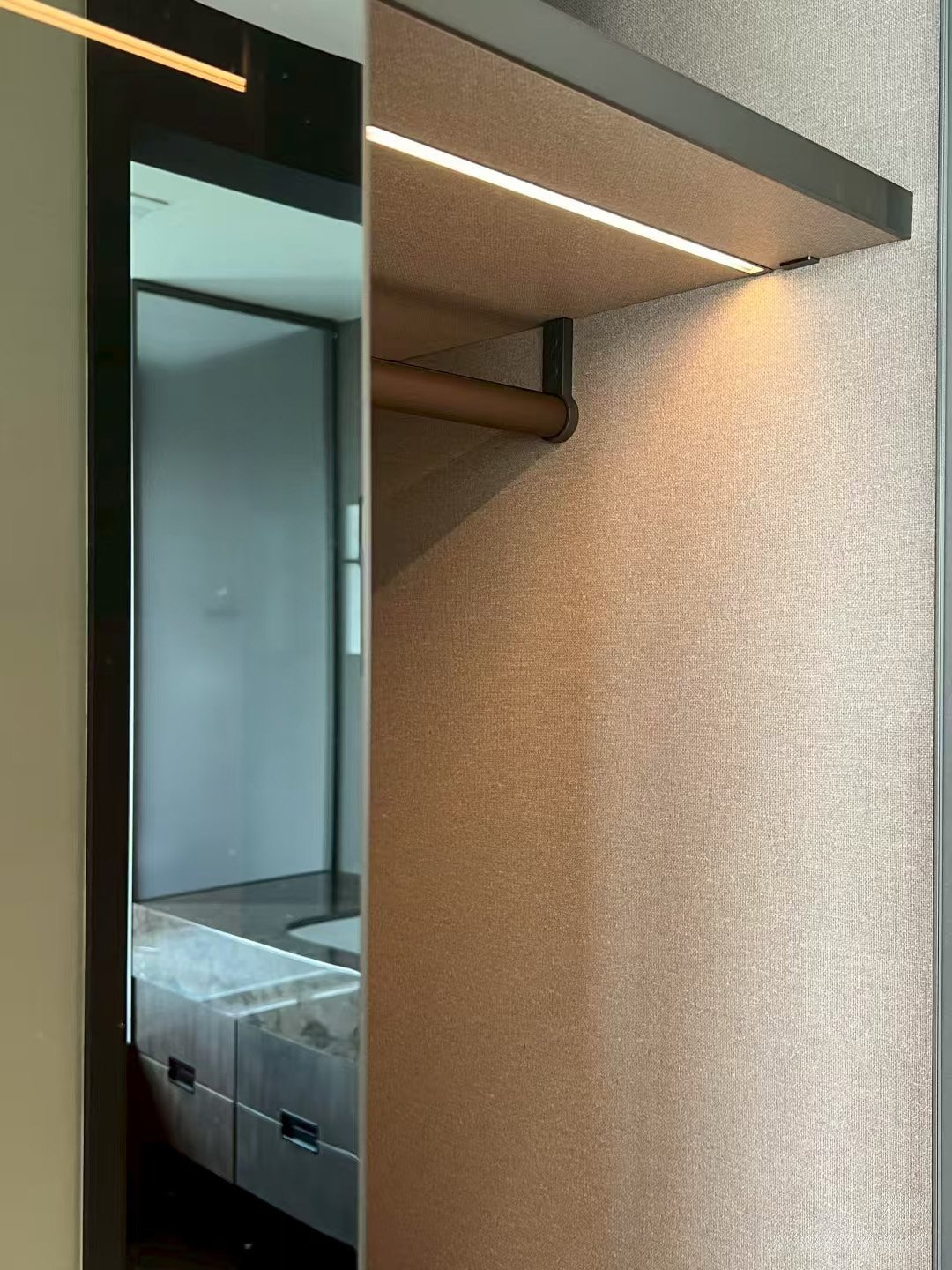 Minimalist Mirror Sliding Door Wardrobe - Image 6