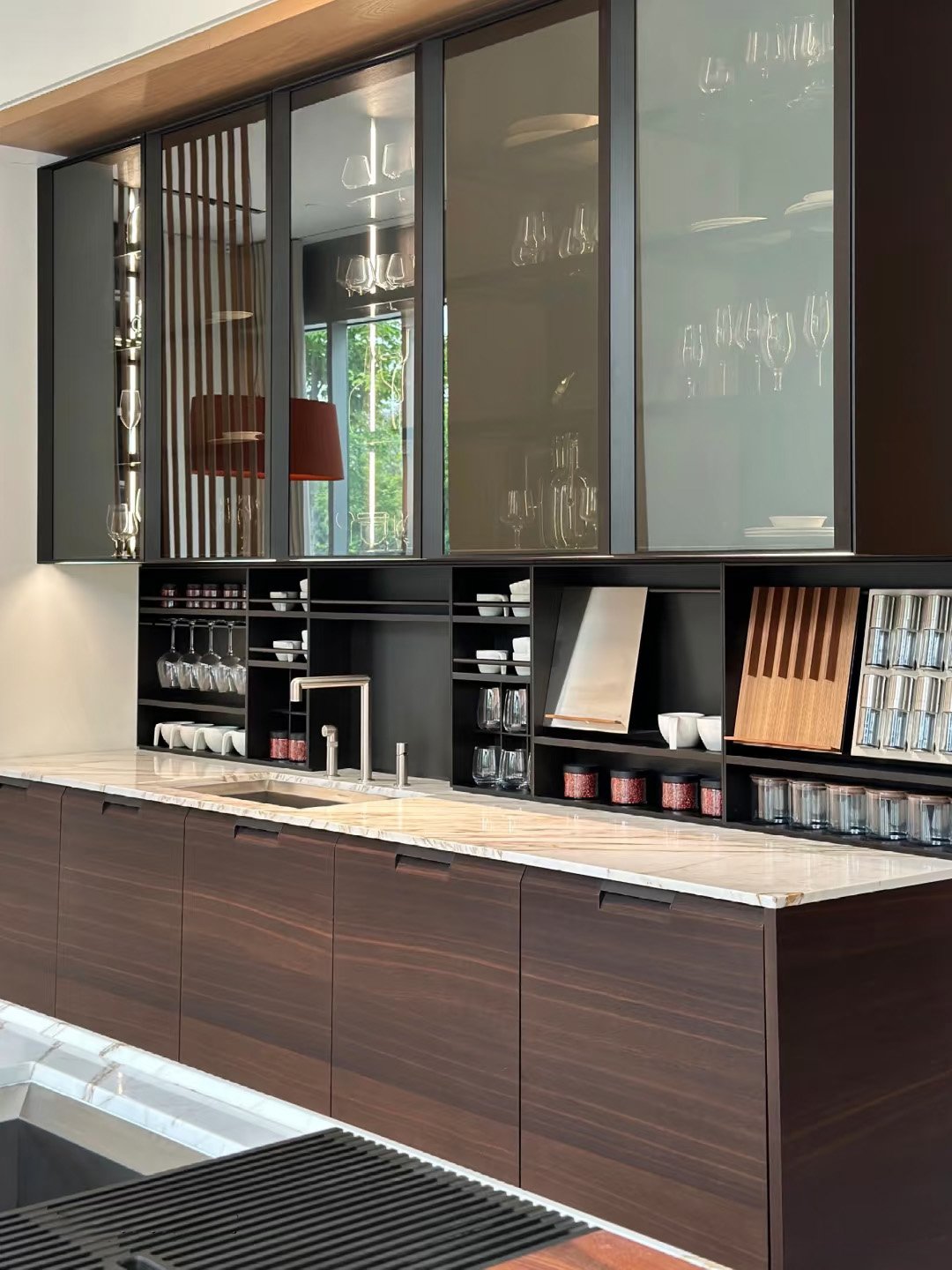 Luxury High-End Custom Kitchen easy clean - Image 9