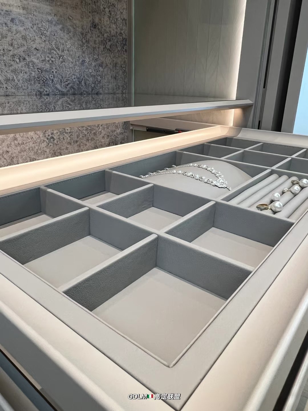 Integrated Walk-In Closet & Vanity - Image 8