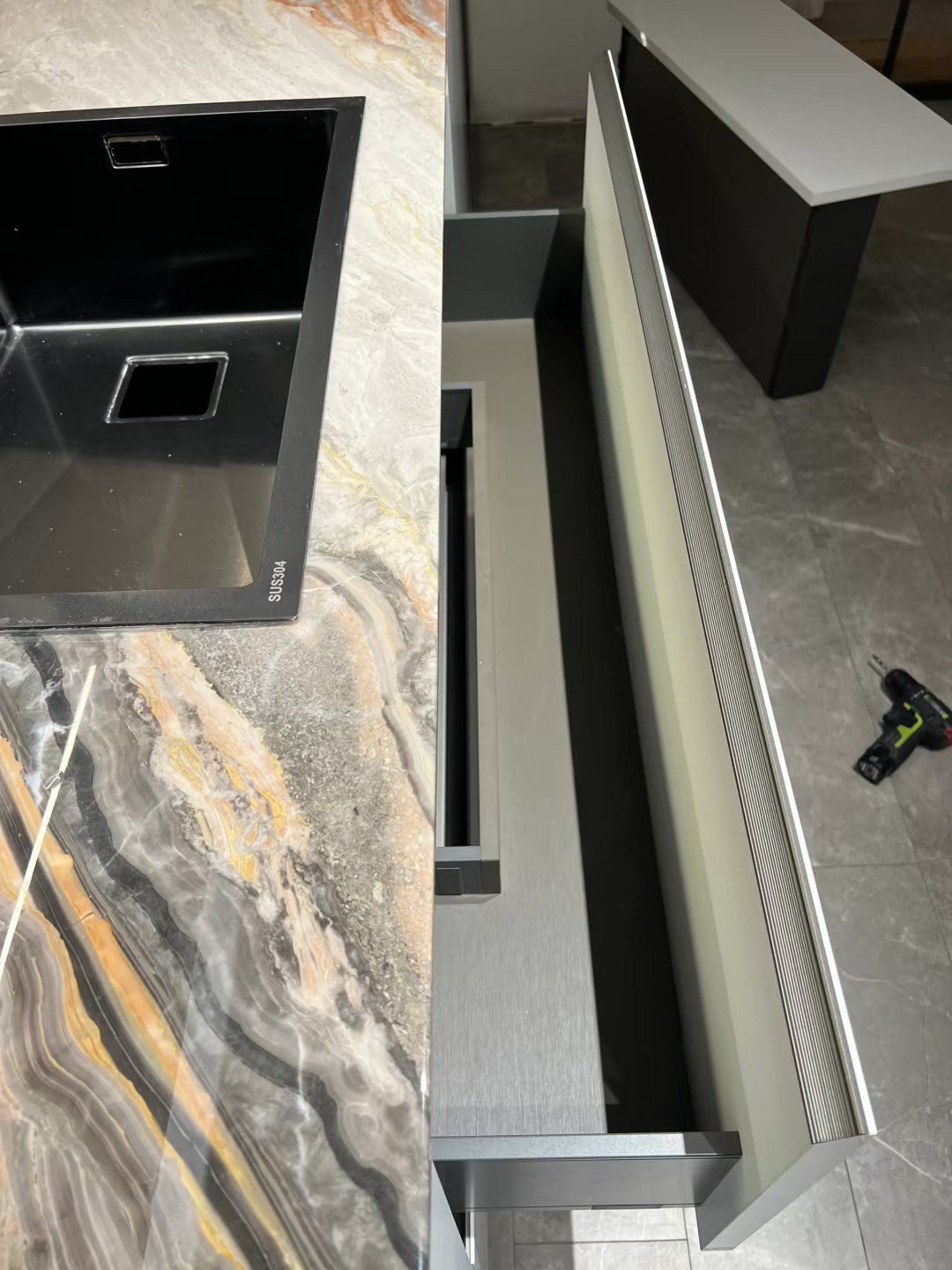 Luxury Custom Kitchen - Image 12