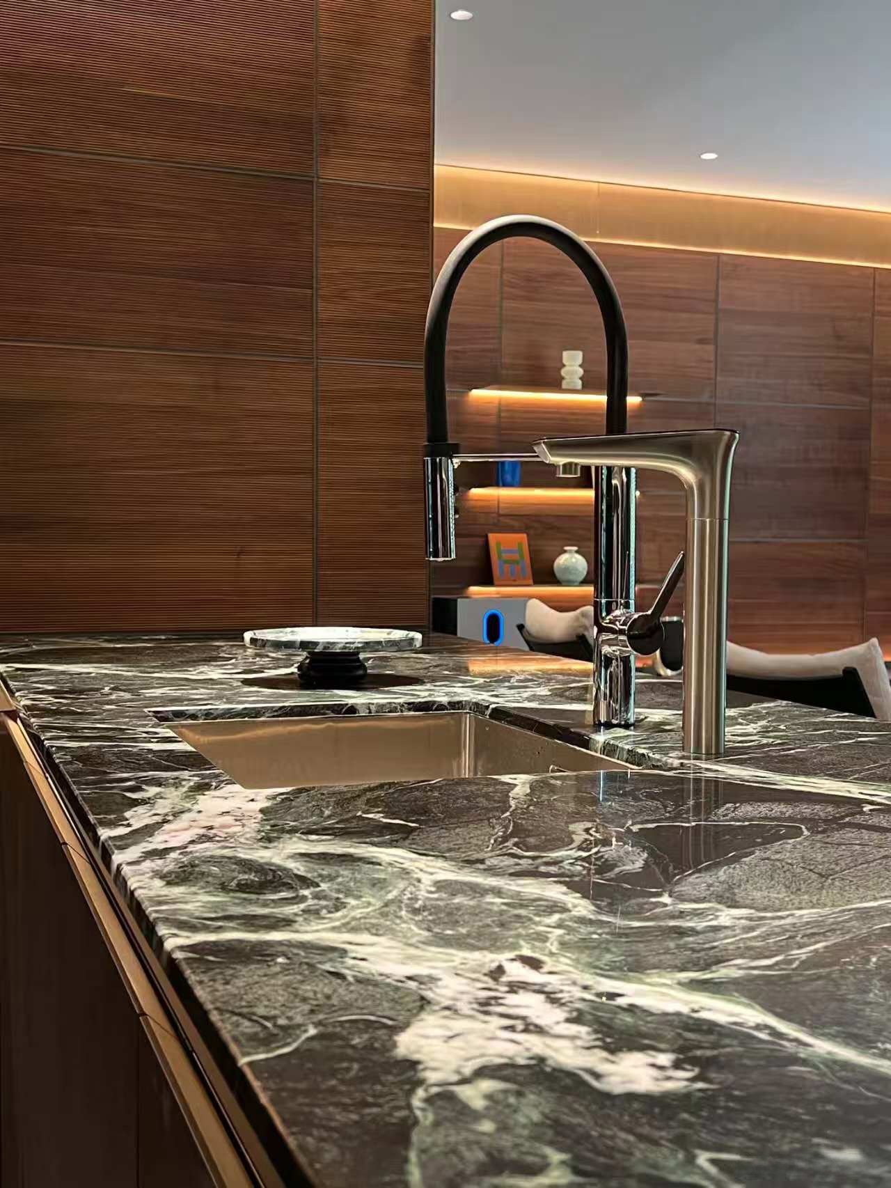 Luxury western kitchen Bespoke - Image 9